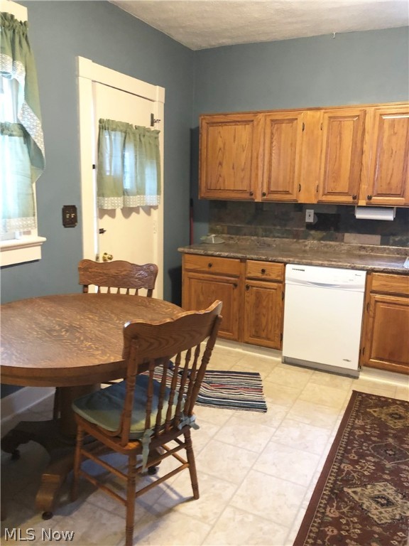 Smiths Sub/Bl 32 - Residential Lease