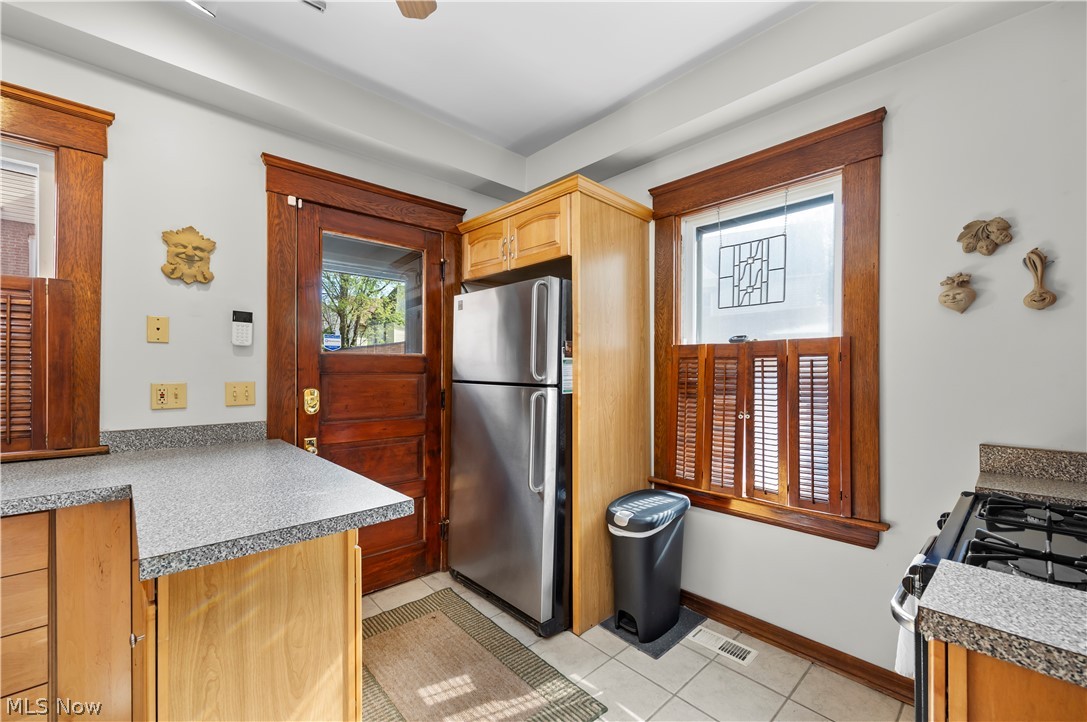 Franklin Terrace Rowhouse Condos - Residential