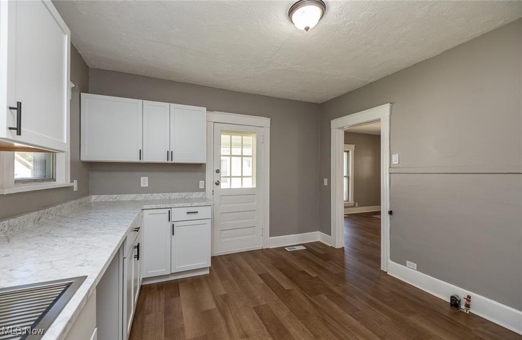 W H & M C Tuckers - Residential Lease