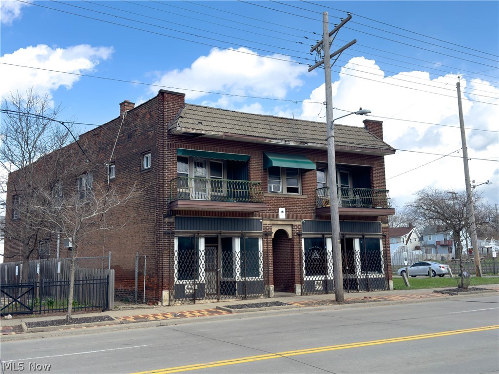 Kinsman Heights - Commercial Sale