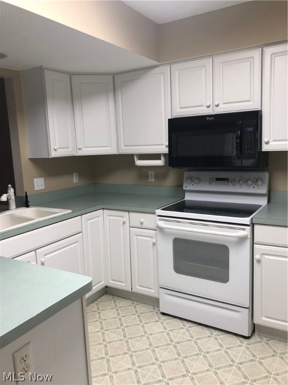 Hampton Bay Condo - Residential