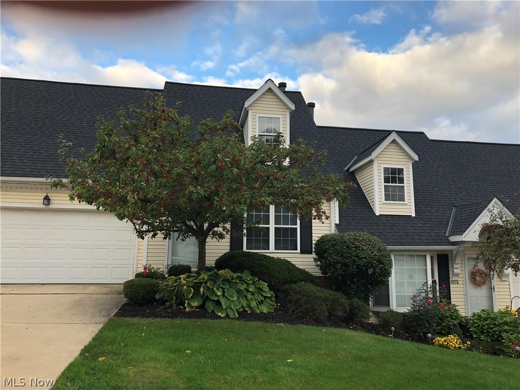 Hampton Bay Condo - Residential