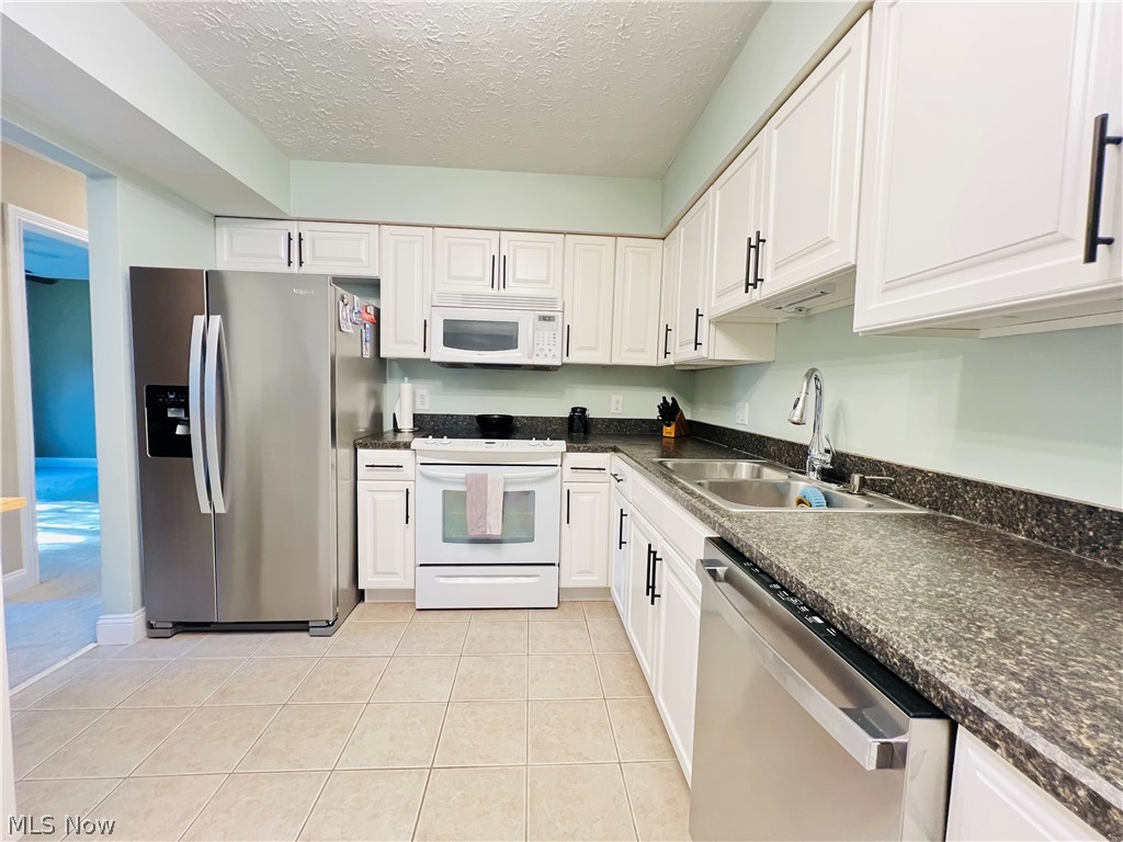 Pipers Ridge Condo - Residential