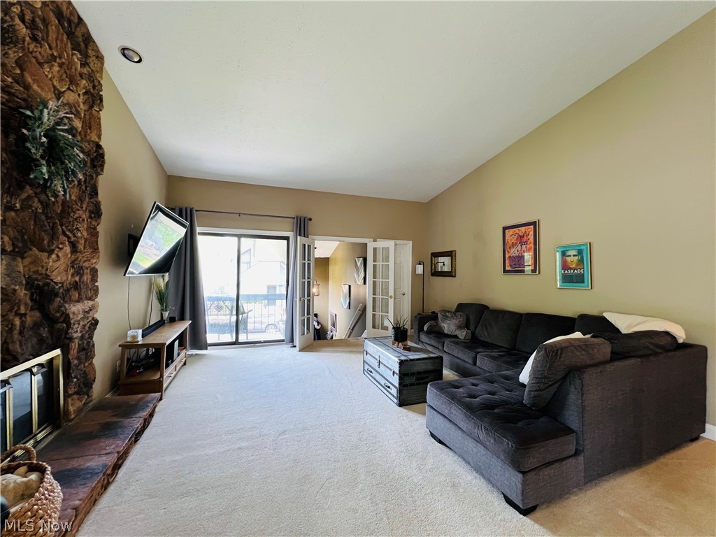 Pipers Ridge Condo - Residential