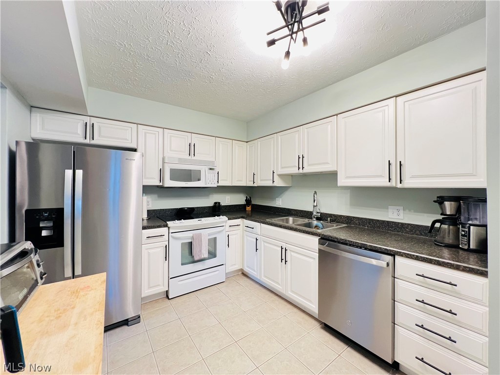Pipers Ridge Condo - Residential