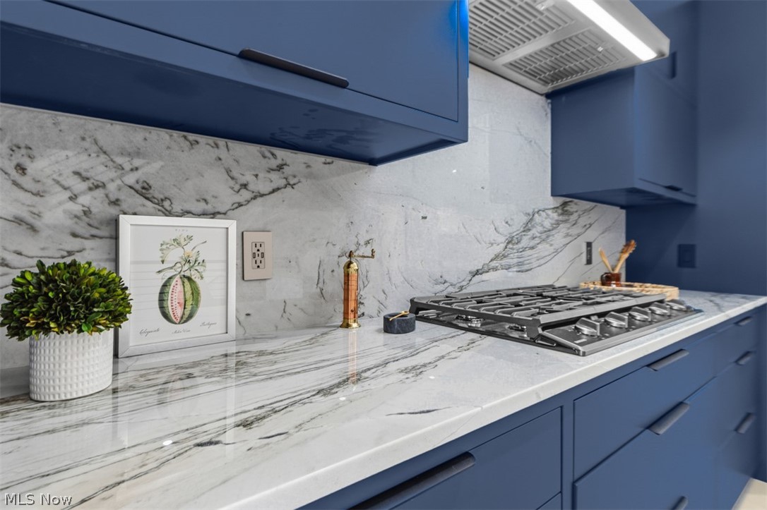 Hinge-Town-Homes - Residential