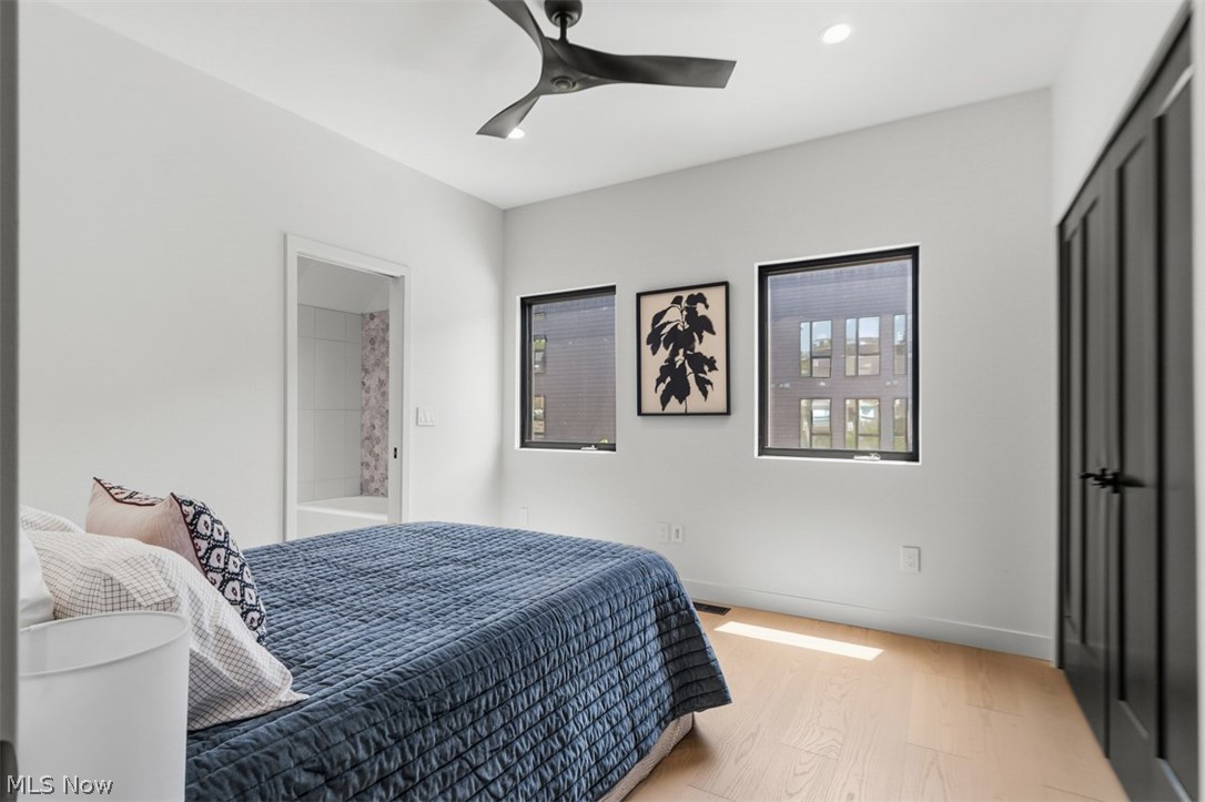 Hinge-Town-Homes - Residential