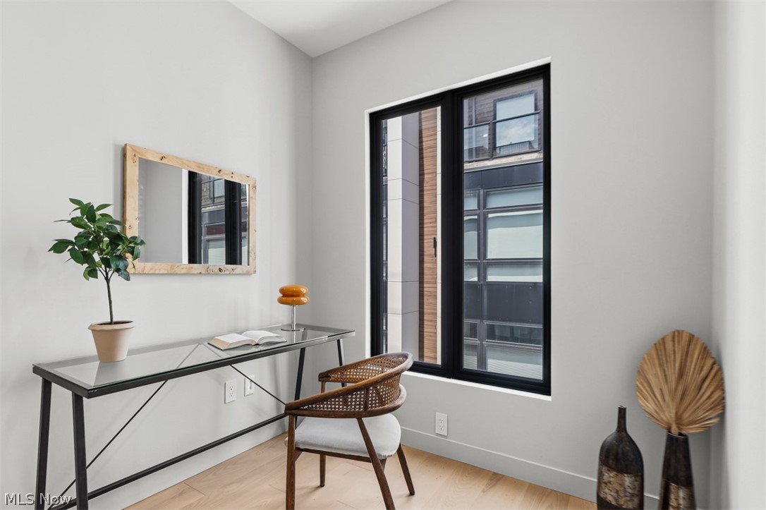 Hinge-Town-Homes - Residential
