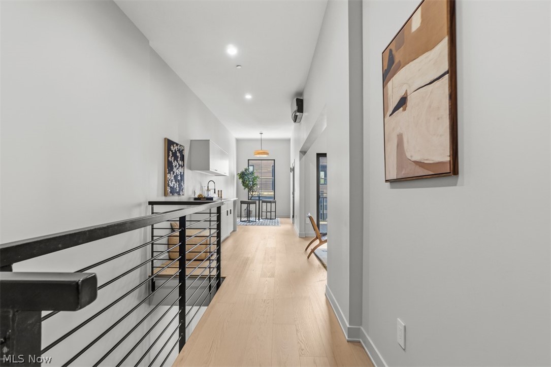 Hinge-Town-Homes - Residential
