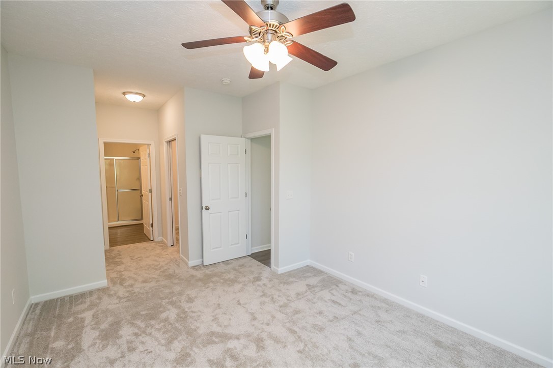 Creekside Of Pleasant Lakes - Residential