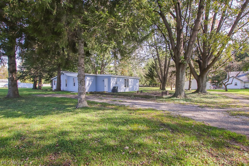 Lake Shore Blvd Estates 02 - Residential