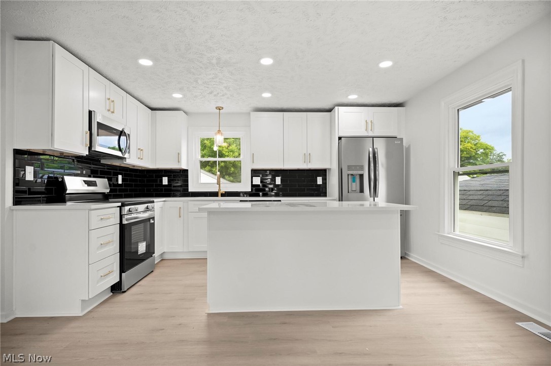 Rossback Freese & Sippel Add - Residential