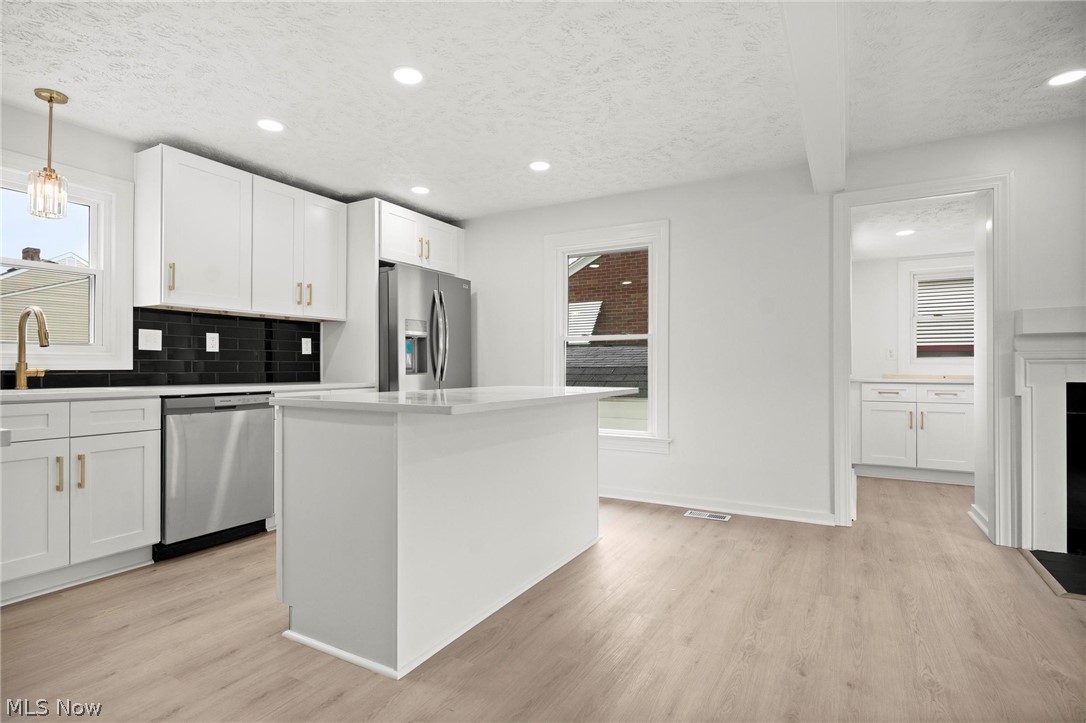 Rossback Freese & Sippel Add - Residential