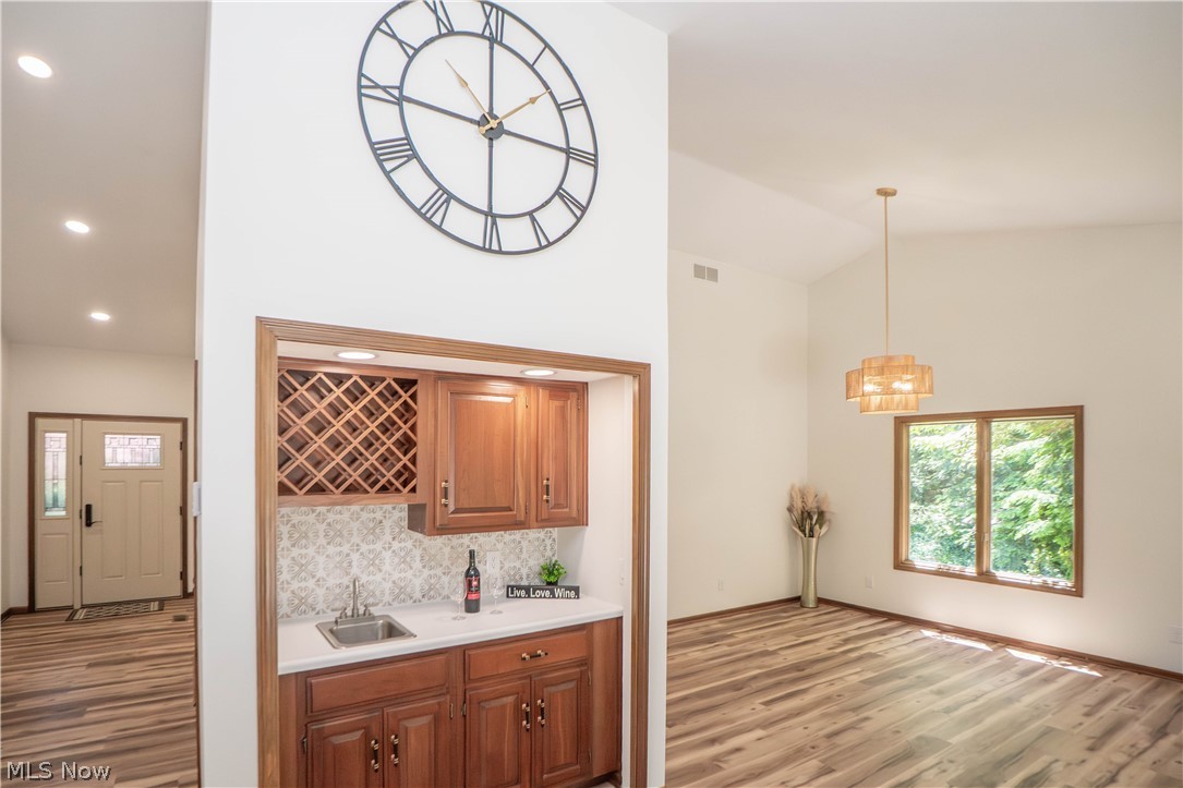 Brookview Condo - Residential