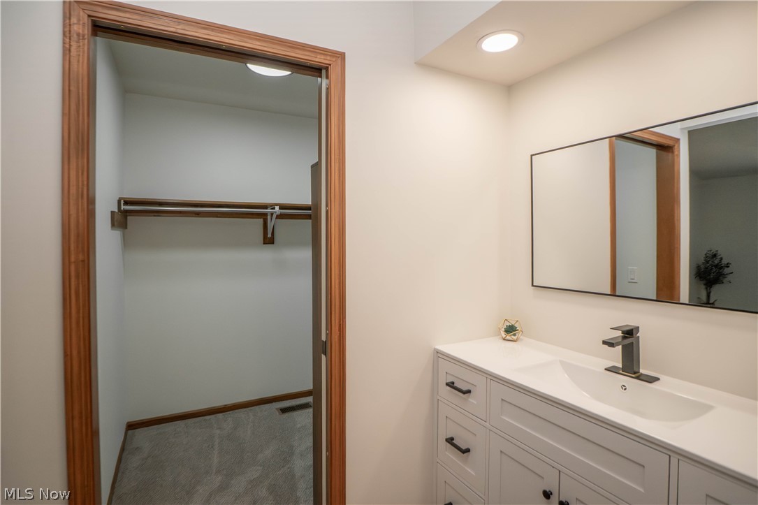 Brookview Condo - Residential