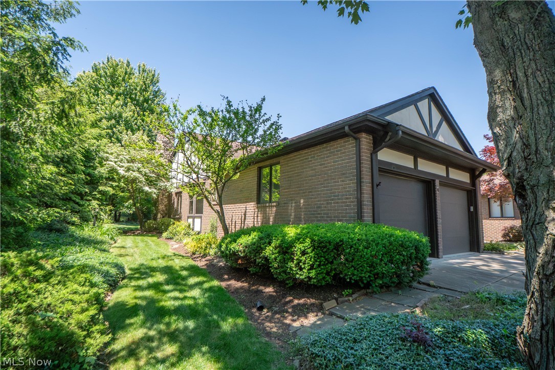 Brookview Condo - Residential