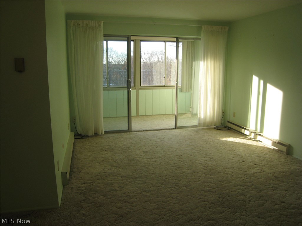 Silver Lake Towers Condo - Residential