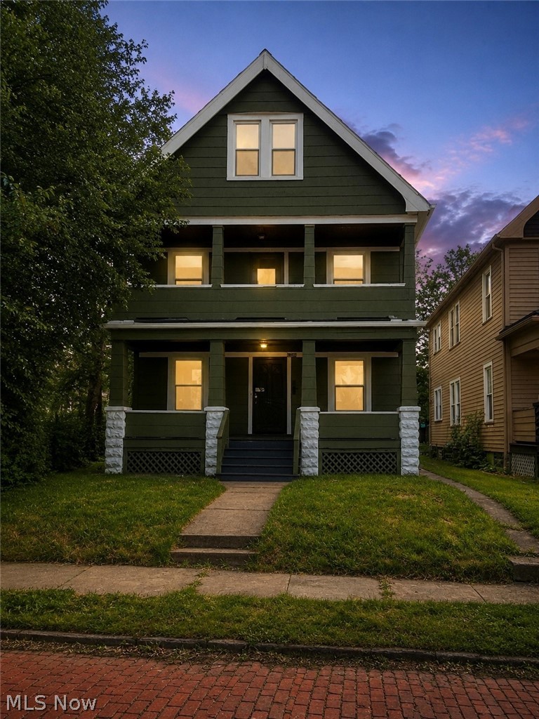 Investor special! Vacant duplex offering two 2-bedroom, 1-bath units with strong value-add potential. Property is in need of a full renovation,including roof repairs/replacement and interior updates. Water line leak in the basement should be addressed. Being sold AS-IS with buyer toassume any remaining repairs, inspections, and due diligence. Convenient Cleveland location with upside for investors looking to renovate andhold as a rental or add to their portfolio. Cash or renovation financing preferred. Buyer to verify all information, including room sizes, zoning,and intended use.