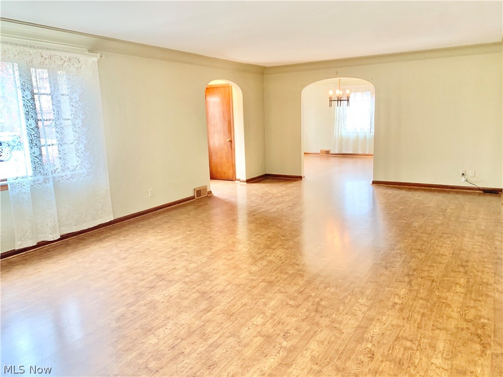BRADY ESTATES - Residential