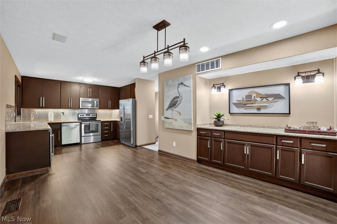Ledgewood - Residential