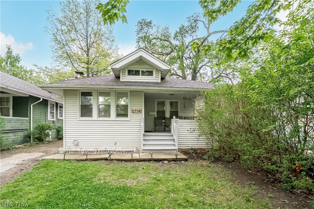 INVESTMENT OPPORTUNITY! CASH FLOW FROM DAY ONE!
Well-maintained 2-bedroom, 1-bath ranch offering immediate income with a tenant already in place paying $1,198/month. This home was fully rehabbed with basement waterproofing with 10-year warranty (2025), replaced main sewer lines & rehabbed by DFM renovation (2024), roof, siding, windows, electrical, plumbing, furnace, and hot water tank (2013).

Interior features a functional layout with updated flooring in the kitchen and bathroom, along with a clean, well-kept living space. Additional highlights include a walk-up attic for extra storage, a private fenced-in backyard, and a one-car detached garage.

Conveniently located near shopping, dining, and major routes. Whether you're adding to your portfolio or looking for a future owner-occupant option, this property offers flexibility and solid returns.