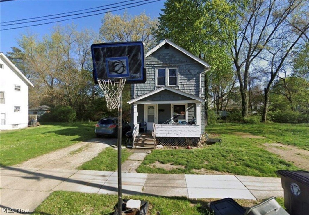 Great investment opportunity! This well-maintained 3-bedroom, 1-bath home is currently tenant-occupied, providing immediate rental income. Ideal for investors looking to add a solid property to their portfolio. Convenient location. Sold "as is" seller financing offered with 10K down. This home is part of a package deal of 10 total properties. All 10 properties for sale for $1,425,000