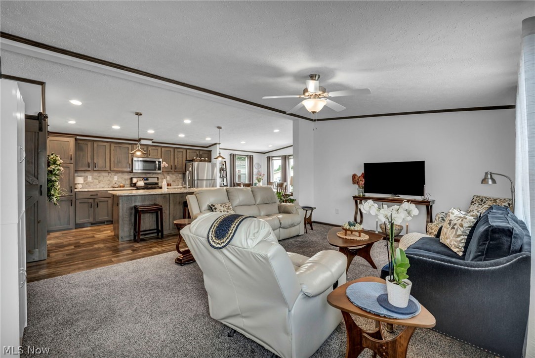 Golfway Pines - Residential
