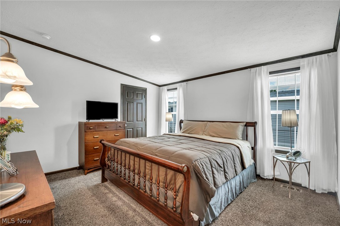 Golfway Pines - Residential