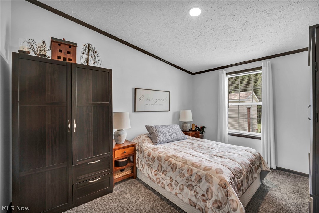 Golfway Pines - Residential