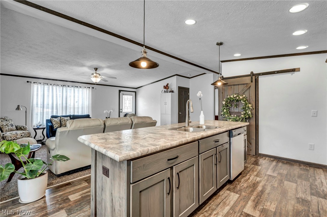 Golfway Pines - Residential