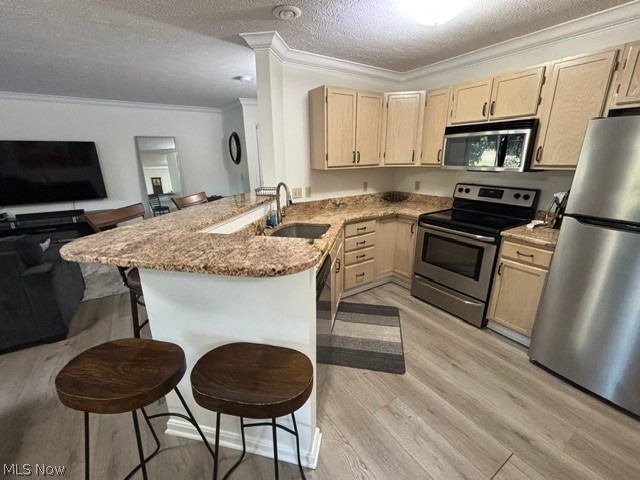 Brookledge Commons Condos - Residential