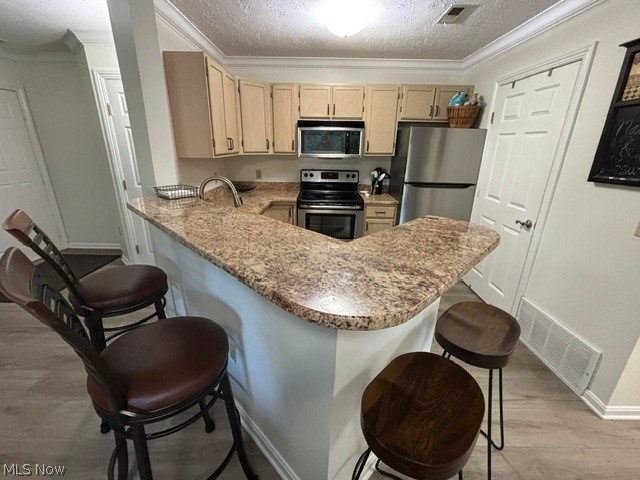 Brookledge Commons Condos - Residential