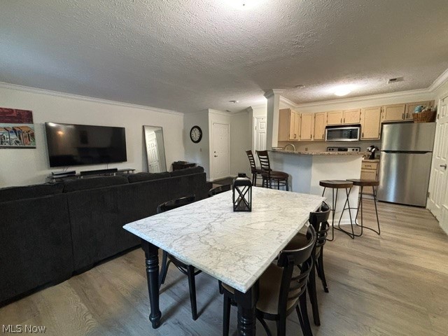 Brookledge Commons Condos - Residential