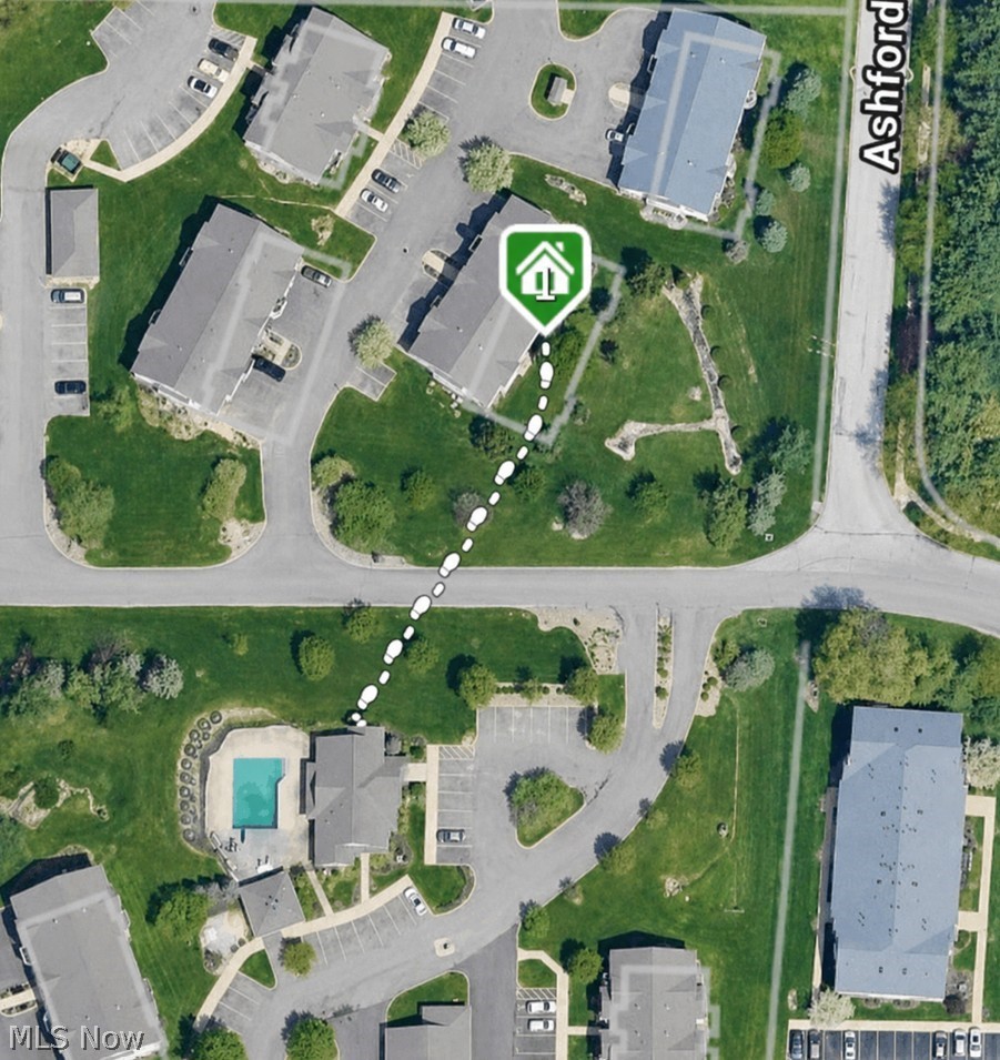 Brookledge Commons Condos - Residential