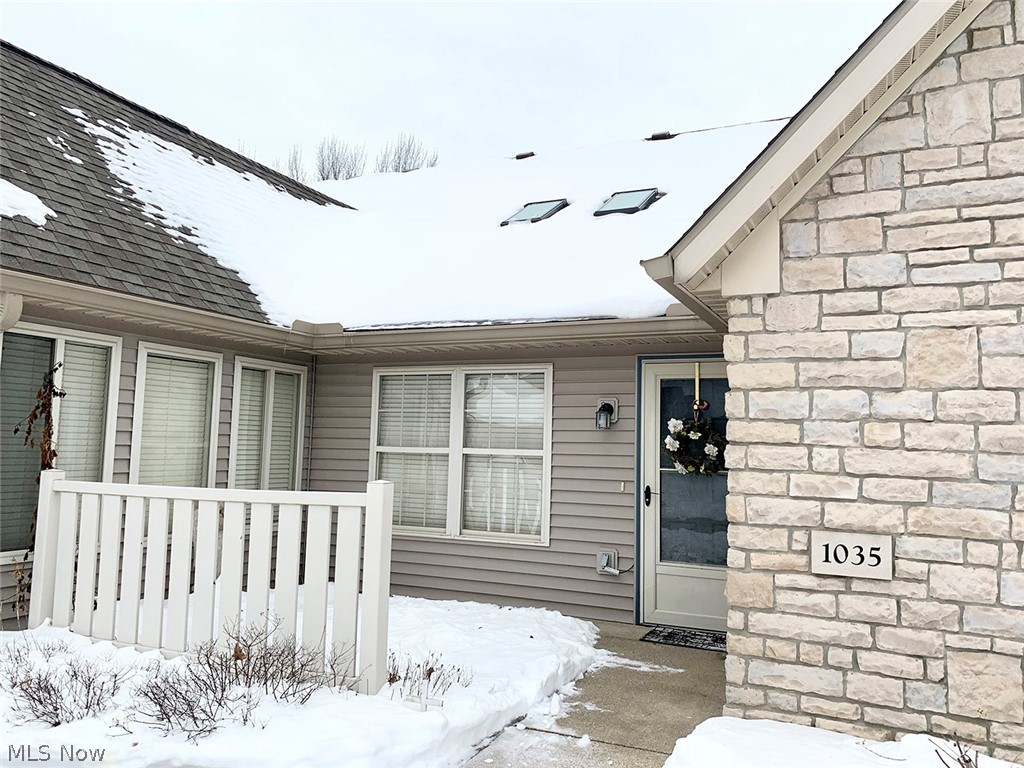 Abbey Glen Condo - Residential