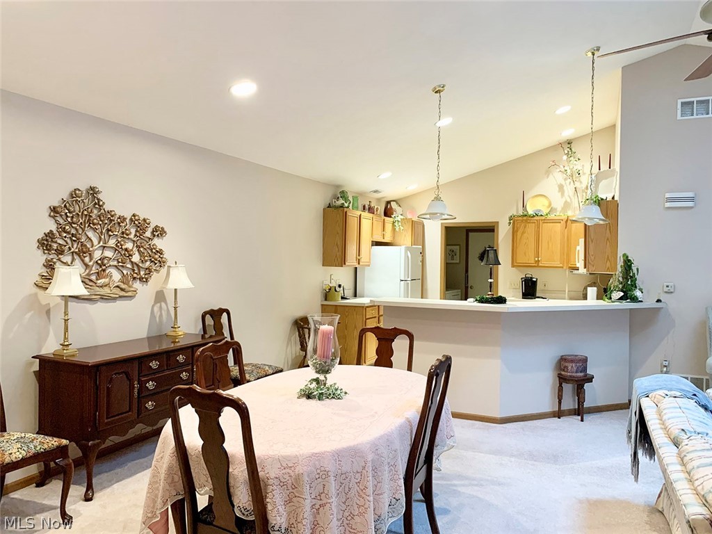 Abbey Glen Condo - Residential