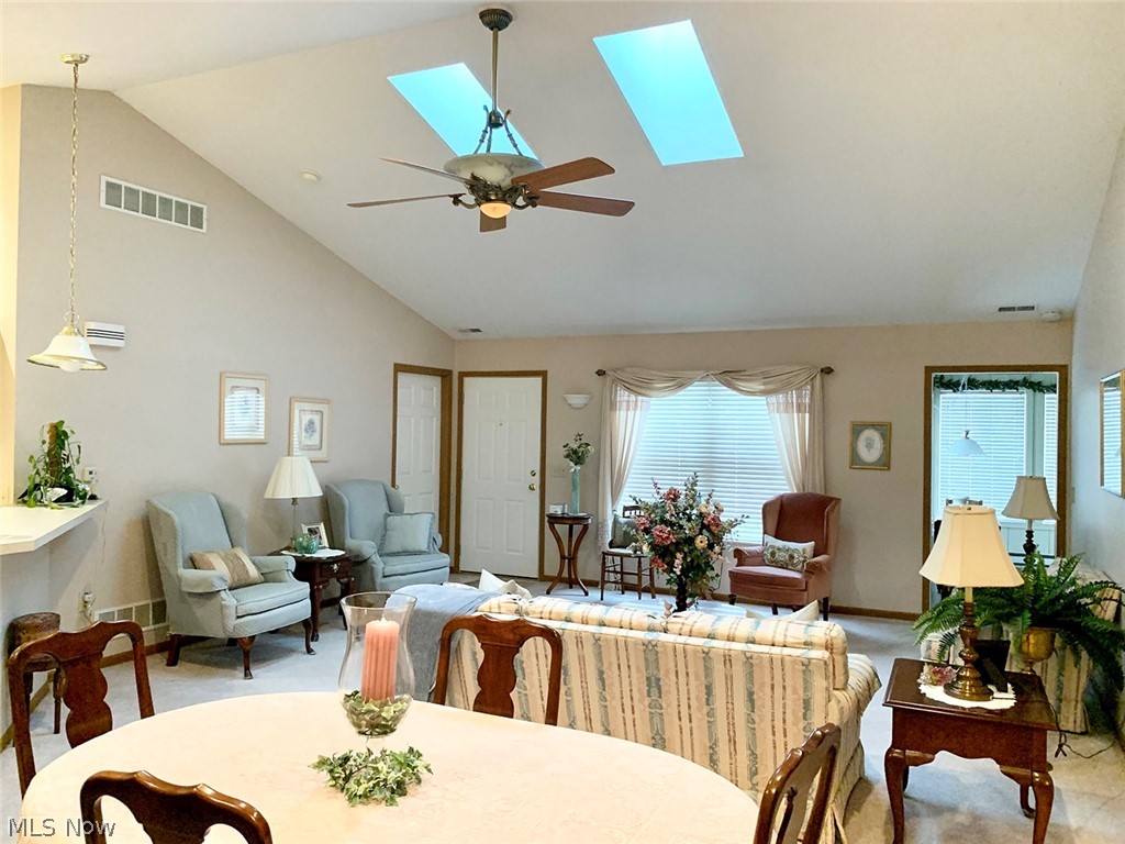 Abbey Glen Condo - Residential