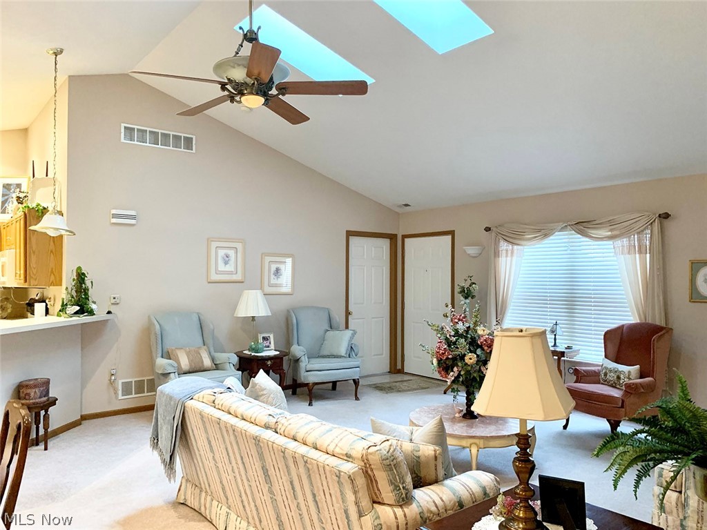 Abbey Glen Condo - Residential