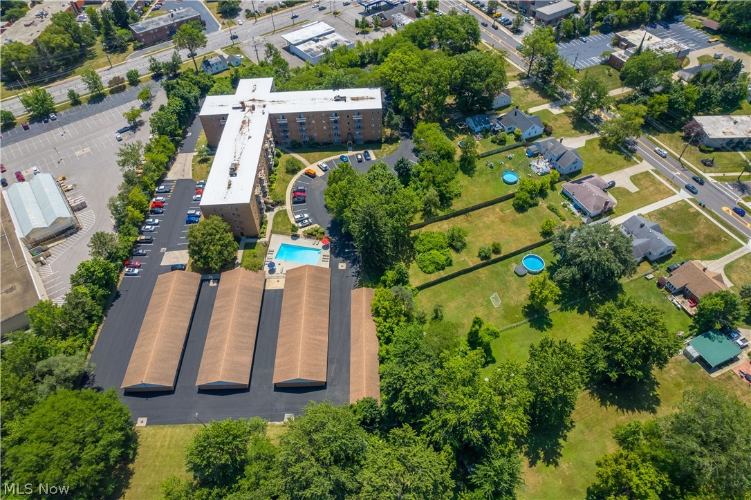 Clague Towers - Residential