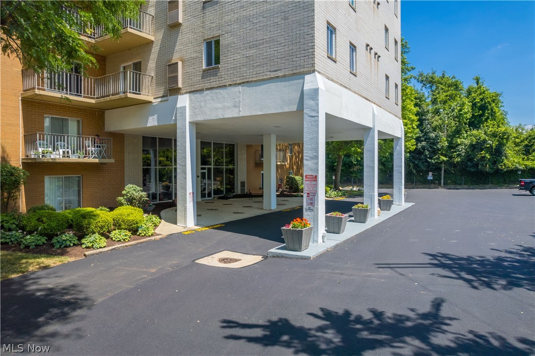 Clague Towers - Residential