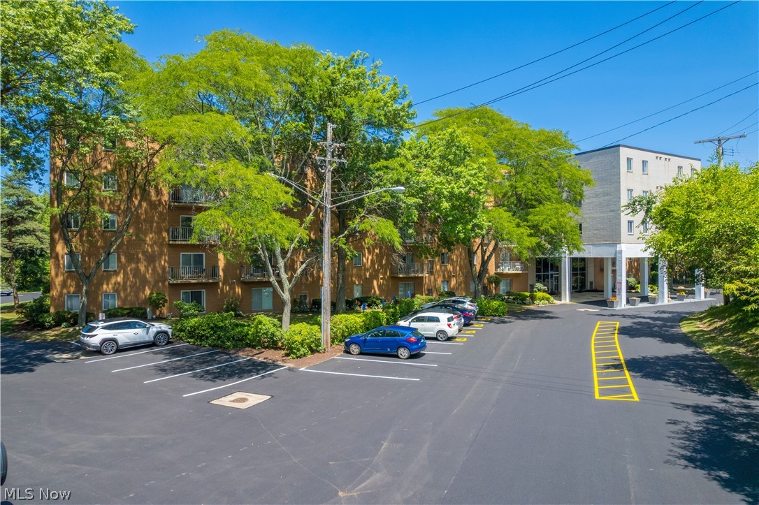 Clague Towers - Residential
