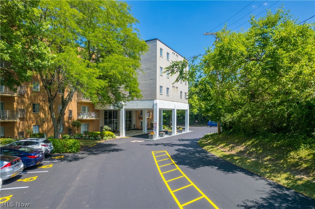Clague Towers - Residential