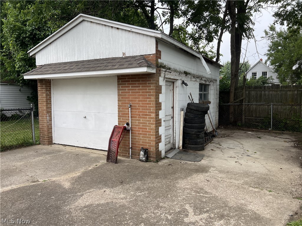 Oberlin Ave Realty Co - Residential