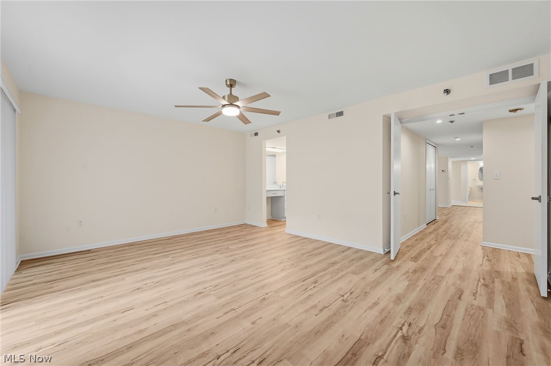 Woodhawk Club Condo - Residential