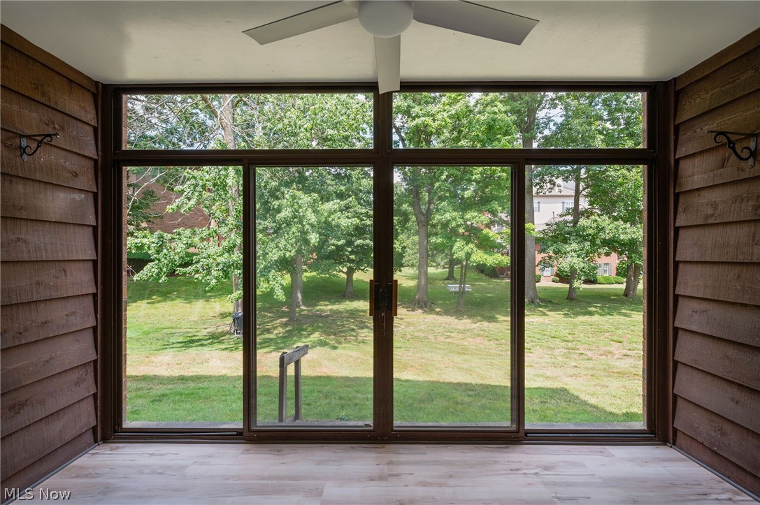 Woodhawk Club Condo - Residential