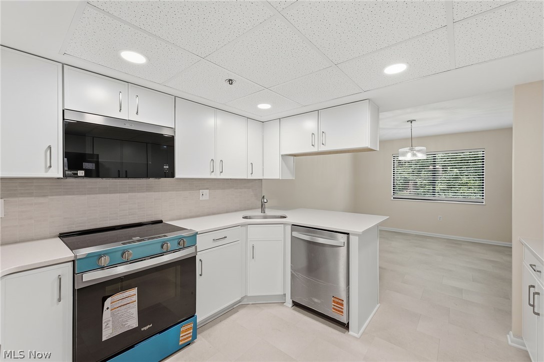 Woodhawk Club Condo - Residential