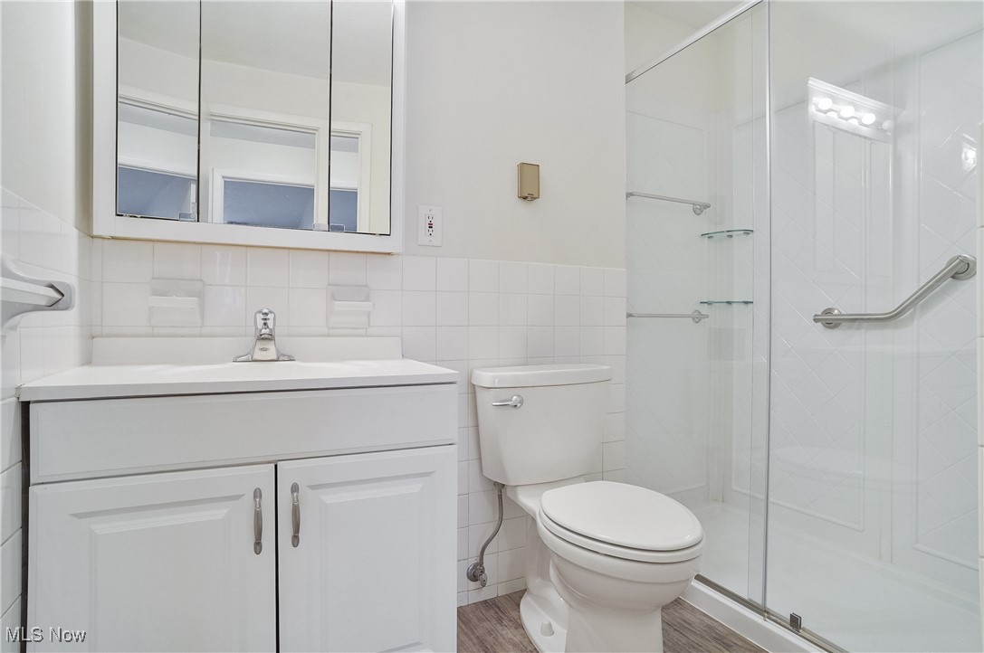 Silver Lake Towers Condo - Residential