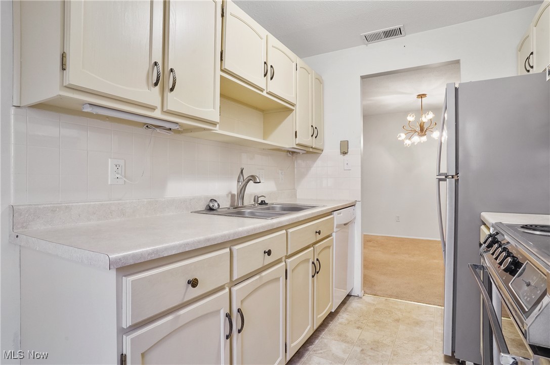 Silver Lake Towers Condo - Residential