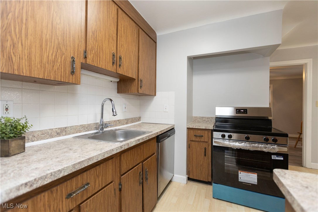 Telling Broadfield - Residential