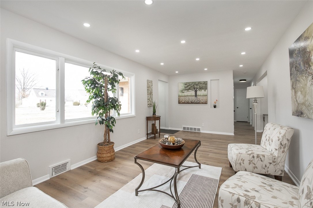 I R Martins Transit Park - Residential